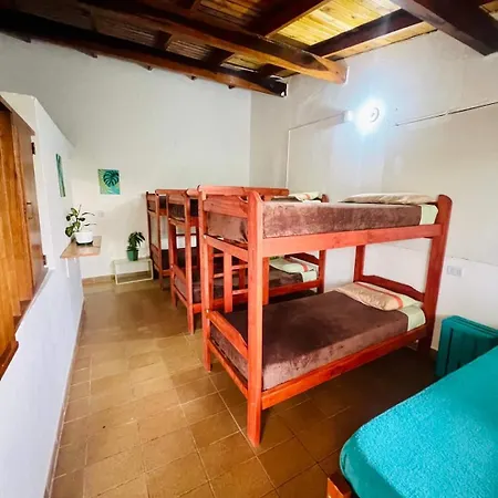 Benteveo Hostel Iguazu Puerto Iguazu Exterior photo
